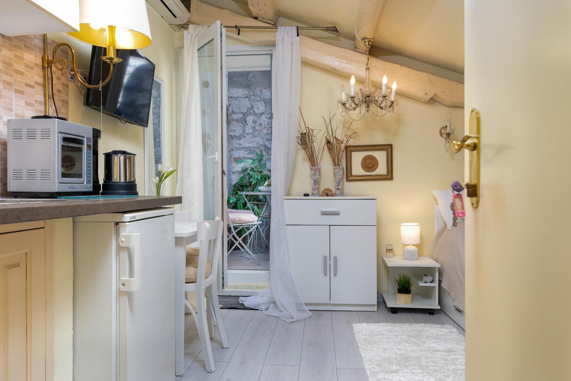 Duplex Apartment Camelia In Charming Old Town Ρόβινι Εξωτερικό φωτογραφία